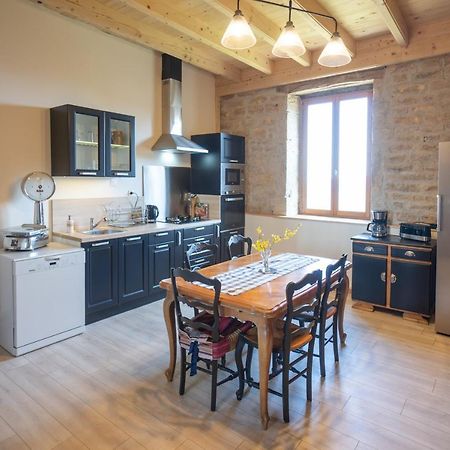 Appartement De Charme Dans Une Maison Isolee Presilly  Ngoại thất bức ảnh