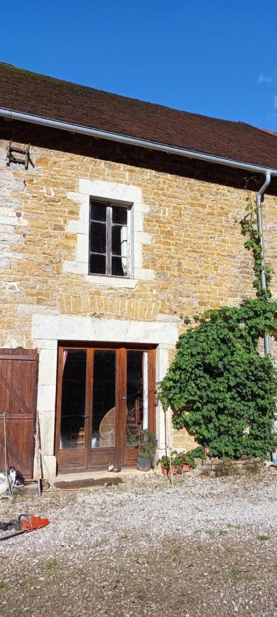 Appartement De Charme Dans Une Maison Isolee Presilly  Ngoại thất bức ảnh