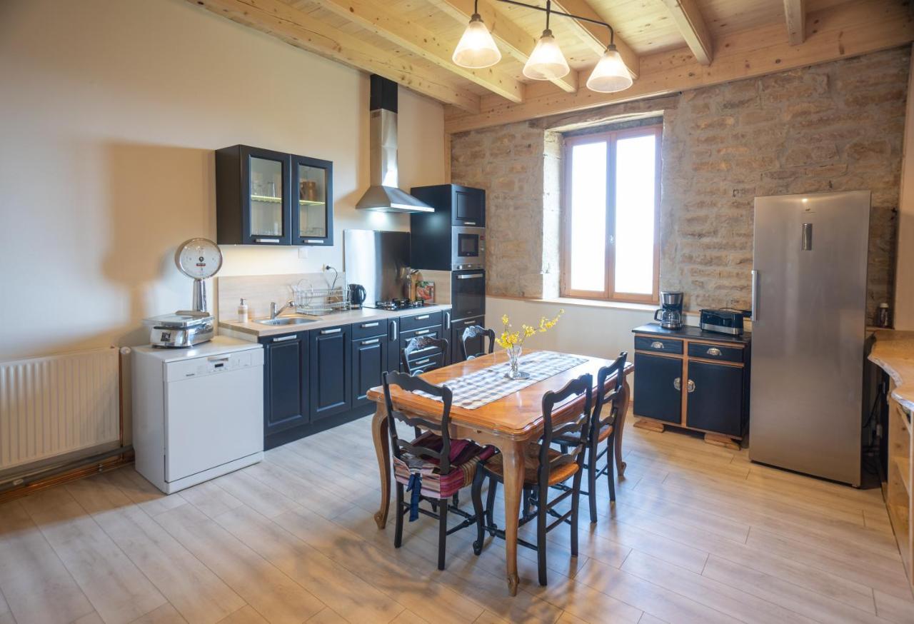 Appartement De Charme Dans Une Maison Isolee Presilly  Ngoại thất bức ảnh
